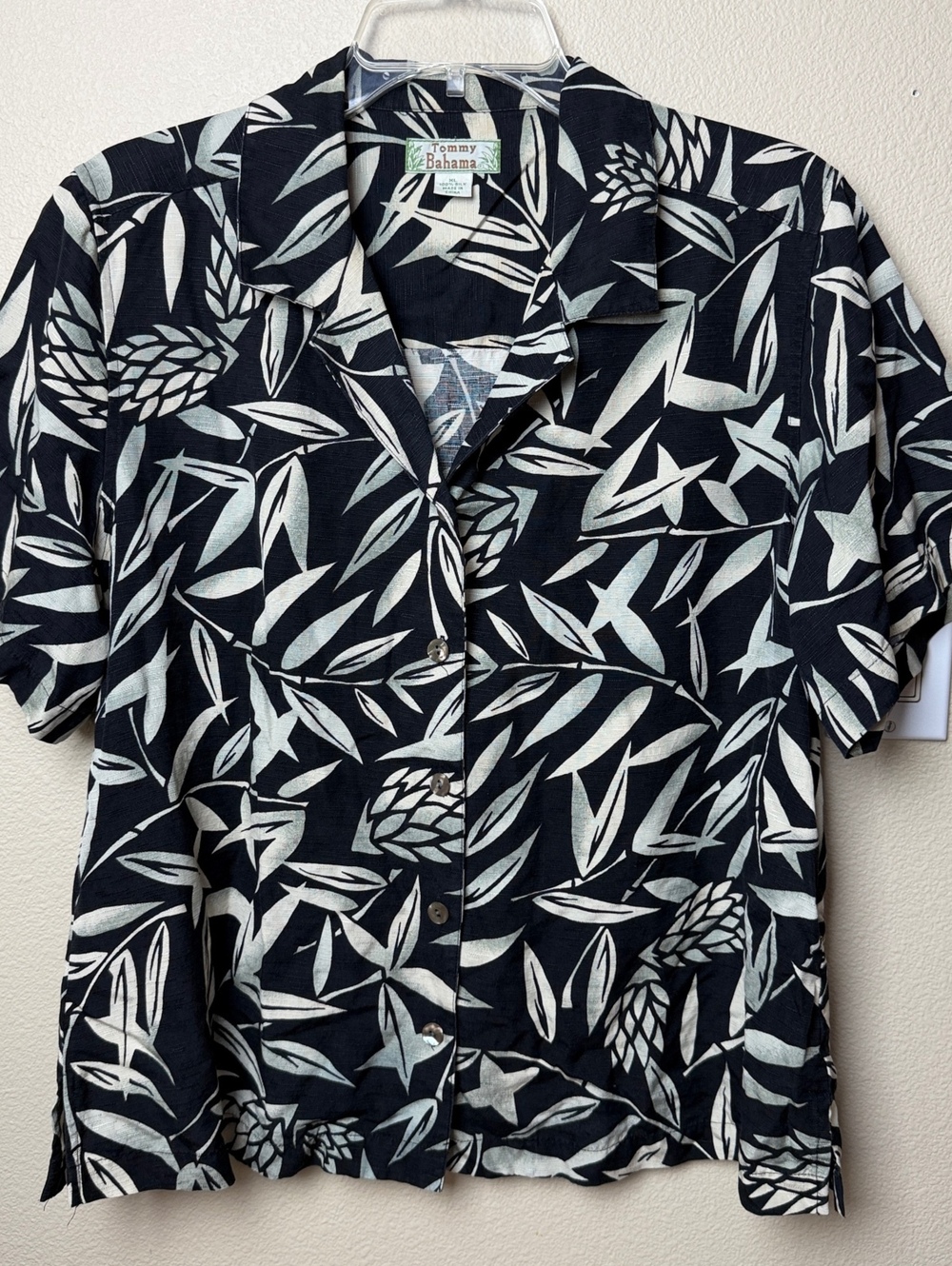 Tommy Bahama Women’s Button Down Silk Shirt [COPY]